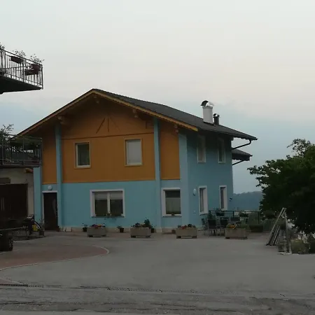 Casa Raina