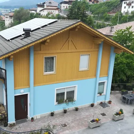 Apartment Casa Raina *